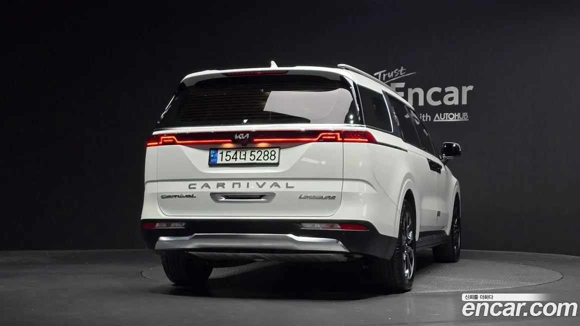 Kia Carnival — фото 4