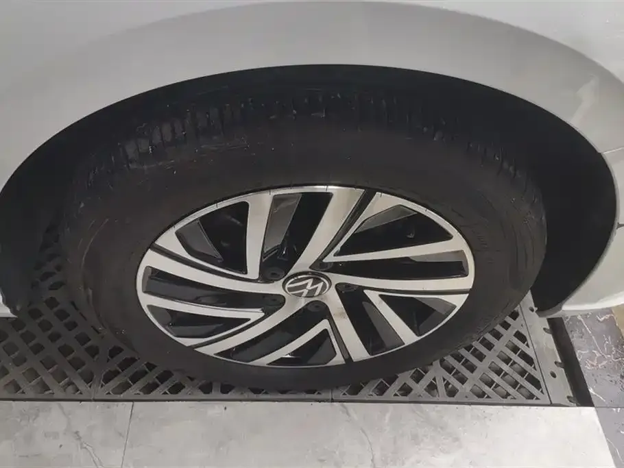 Volkswagen Lavida 2023 из CN, фото 6