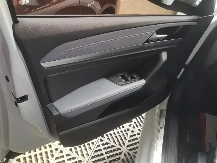 Volkswagen Lavida 2023 из CN, фото 7