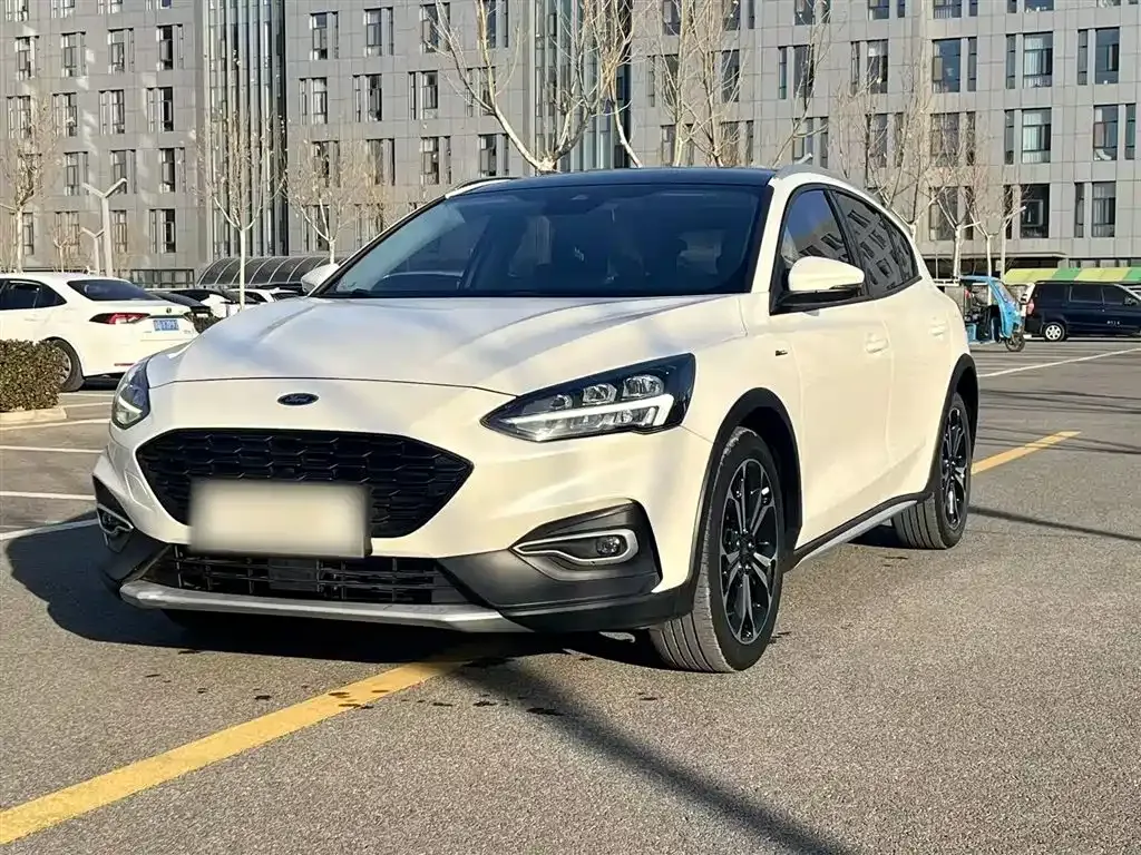 Ford Focus Active 2021 из CN, фото 1