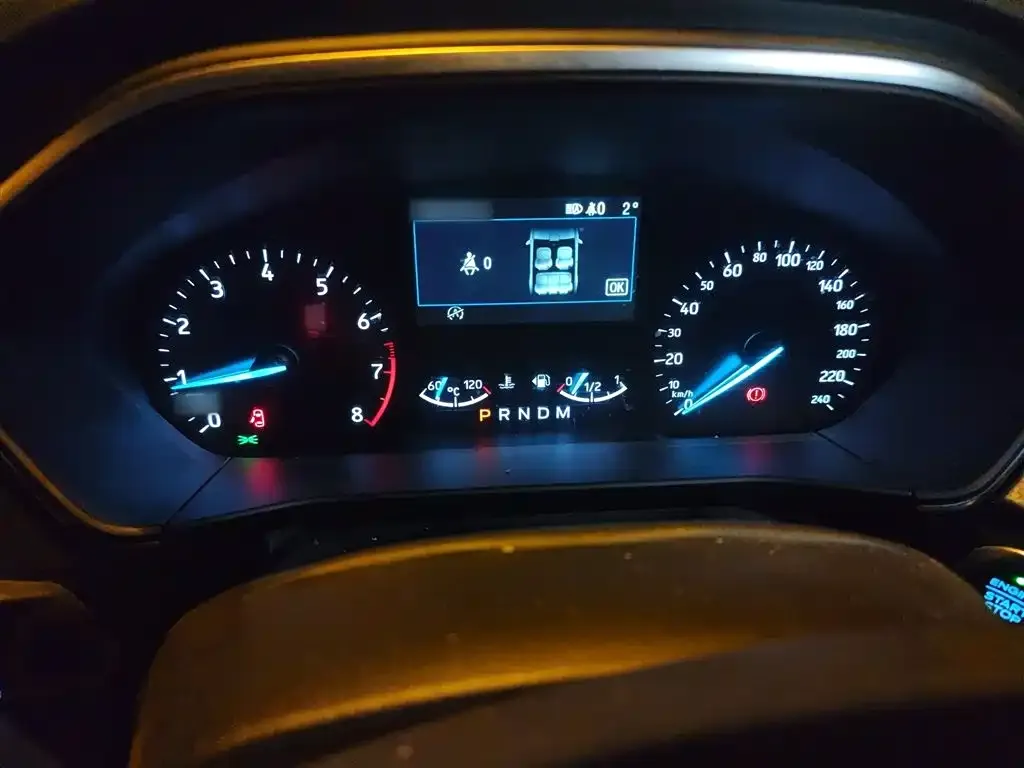 Ford Focus Active 2021 из CN, фото 3