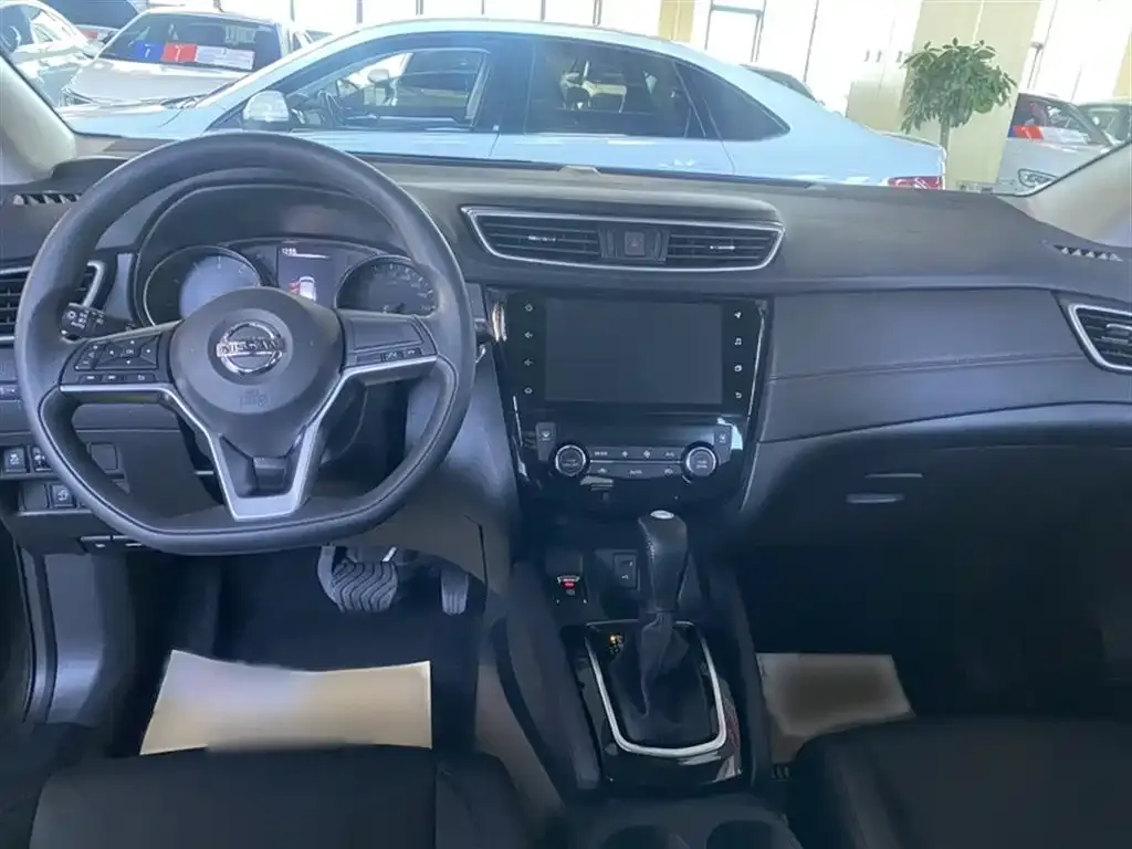 Nissan Qashqai 2023 из CN, фото 2