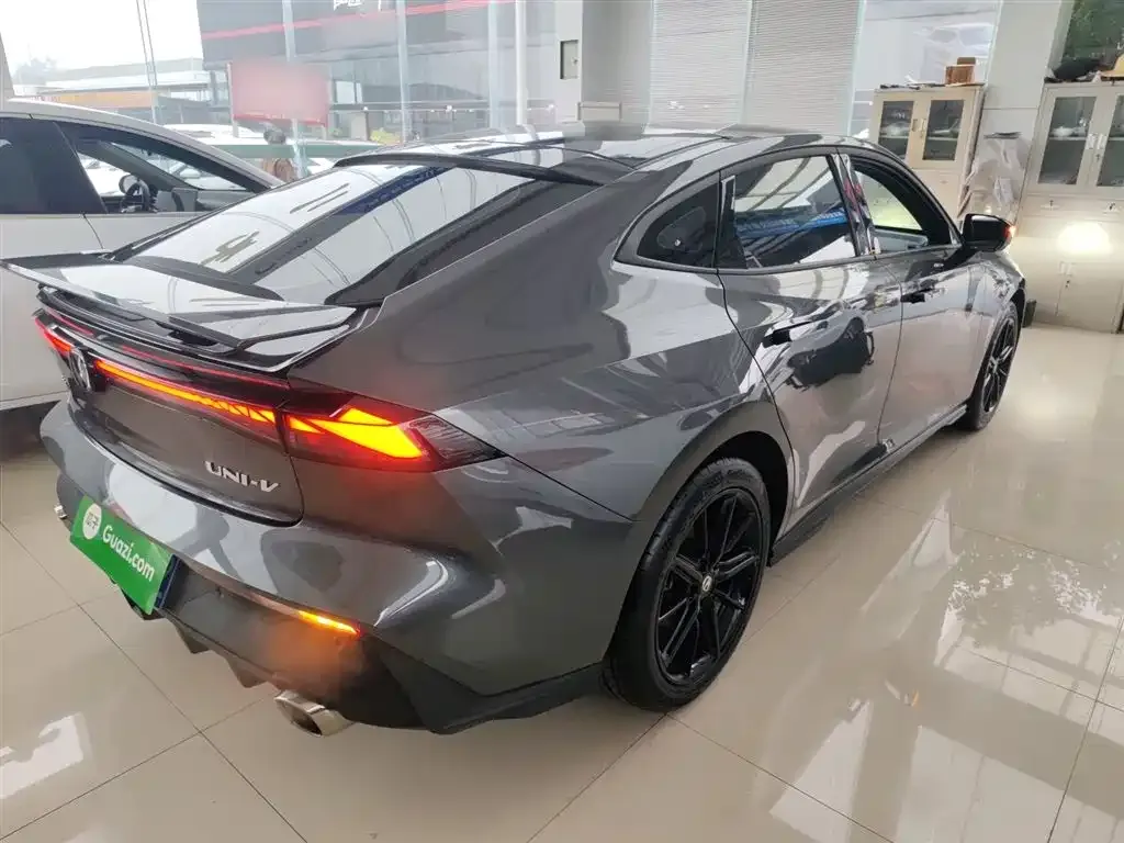 Changan UNI-V 2022 из CN, фото 7