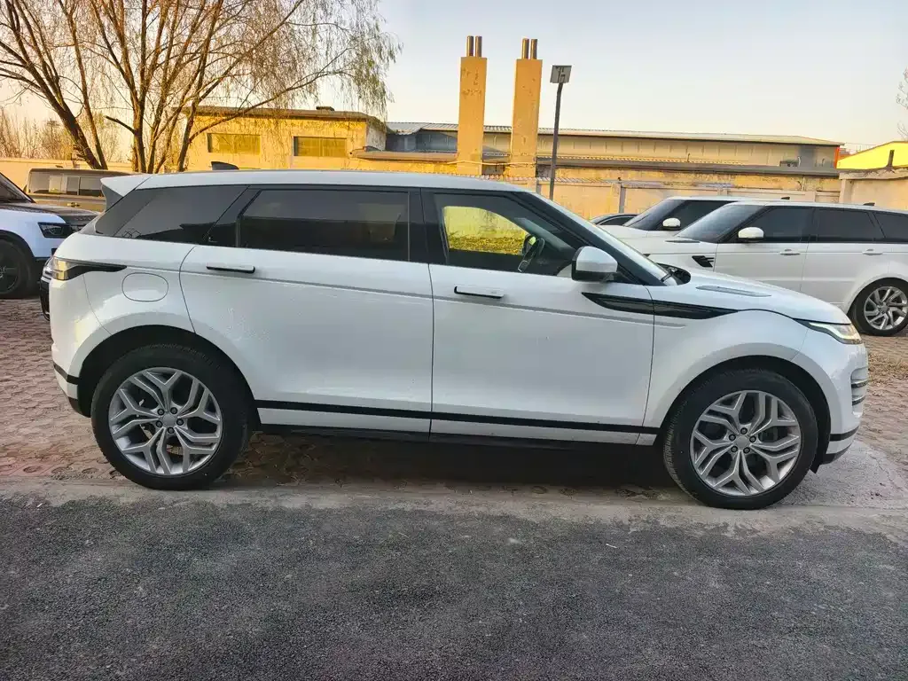 Land Rover Evoque — фото 6