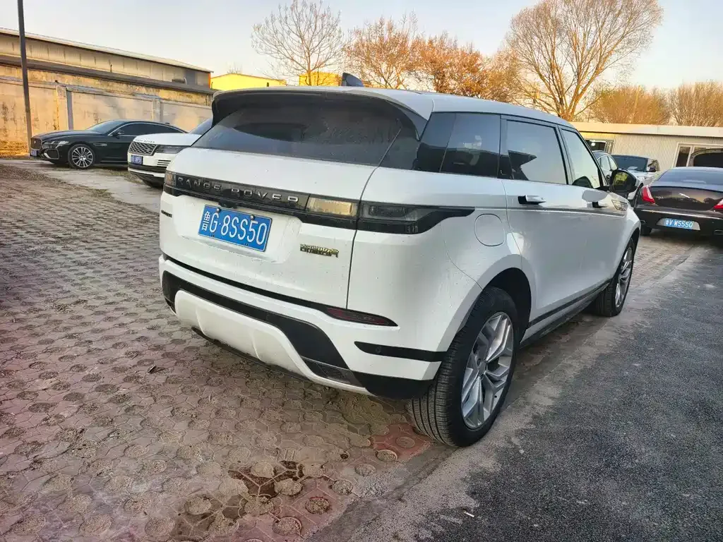 Land Rover Evoque — фото 10