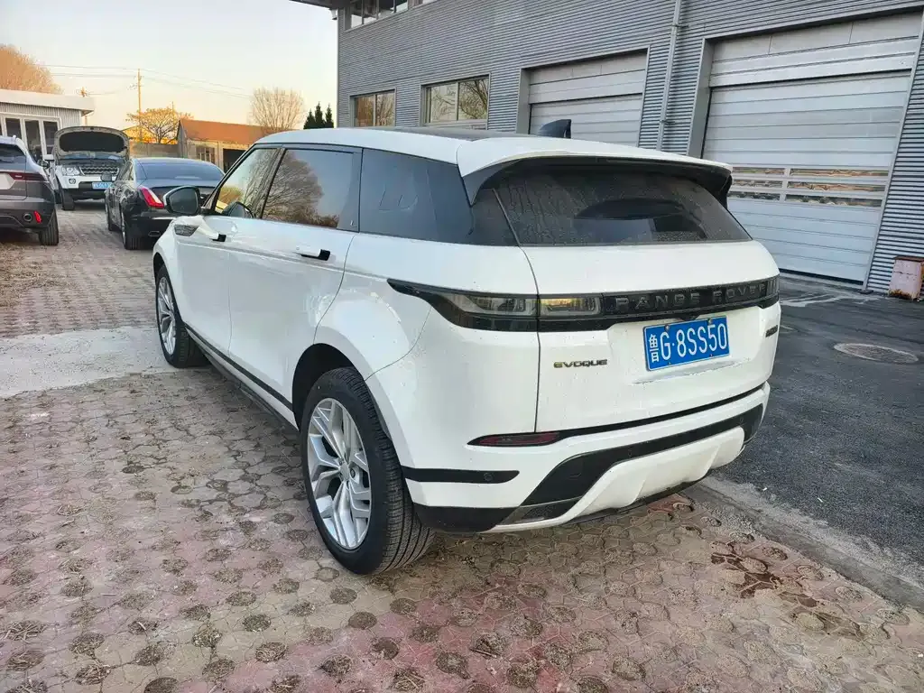 Land Rover Evoque — фото 4