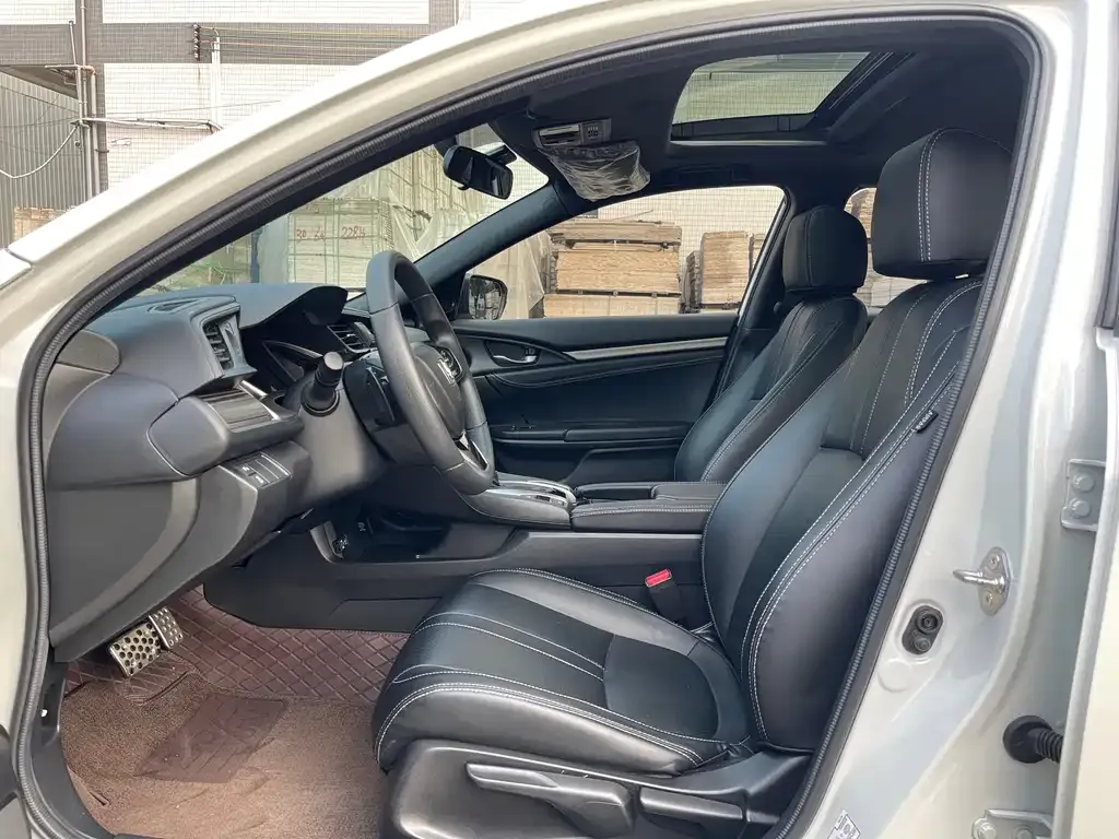 Honda Civic 2023 из CN, фото 10