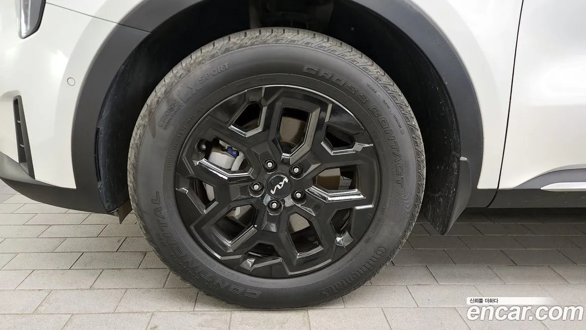 Kia Sorento — фото 5