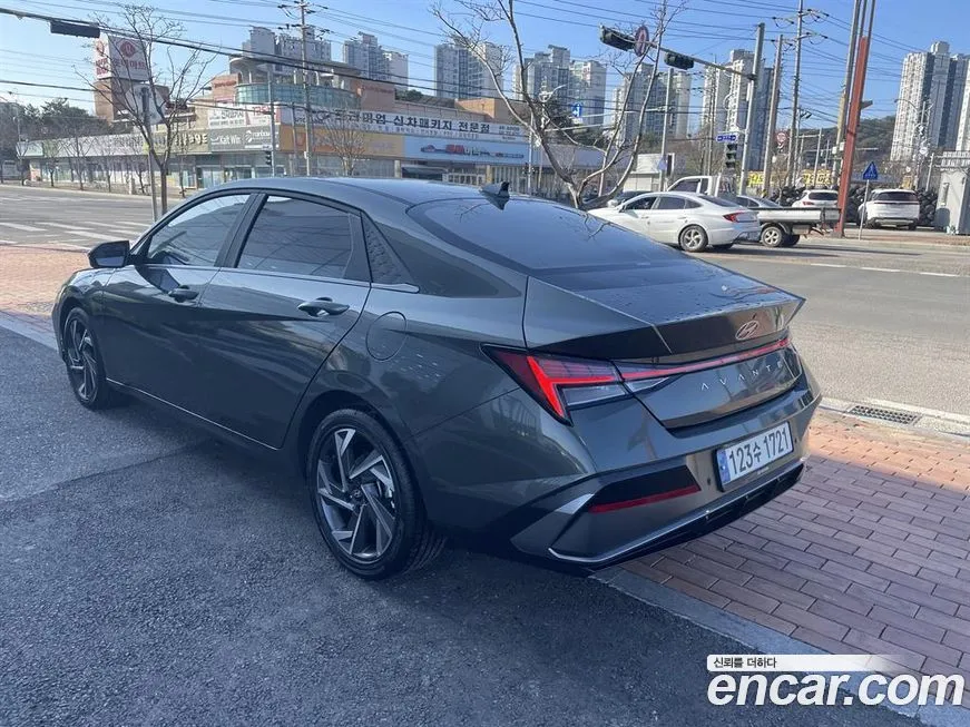 Hyundai AVANTE — фото 8
