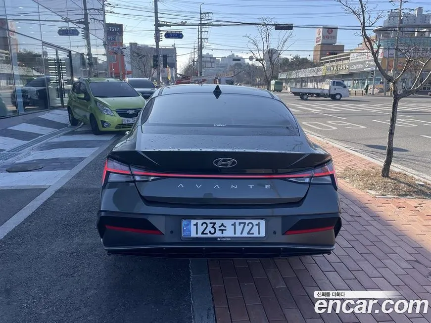 Hyundai AVANTE — фото 5