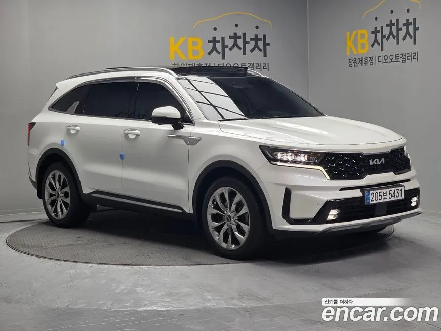 Kia Sorento — фото 5