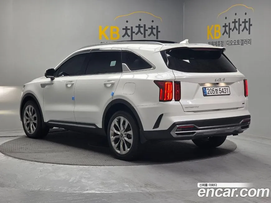 Kia Sorento — фото 6