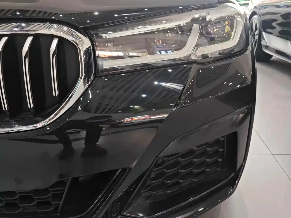 BMW 5 Series 2022 из CN, фото 6