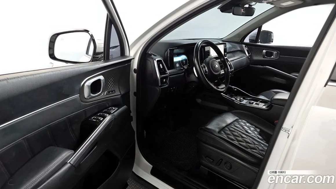 Kia Sorento — фото 7