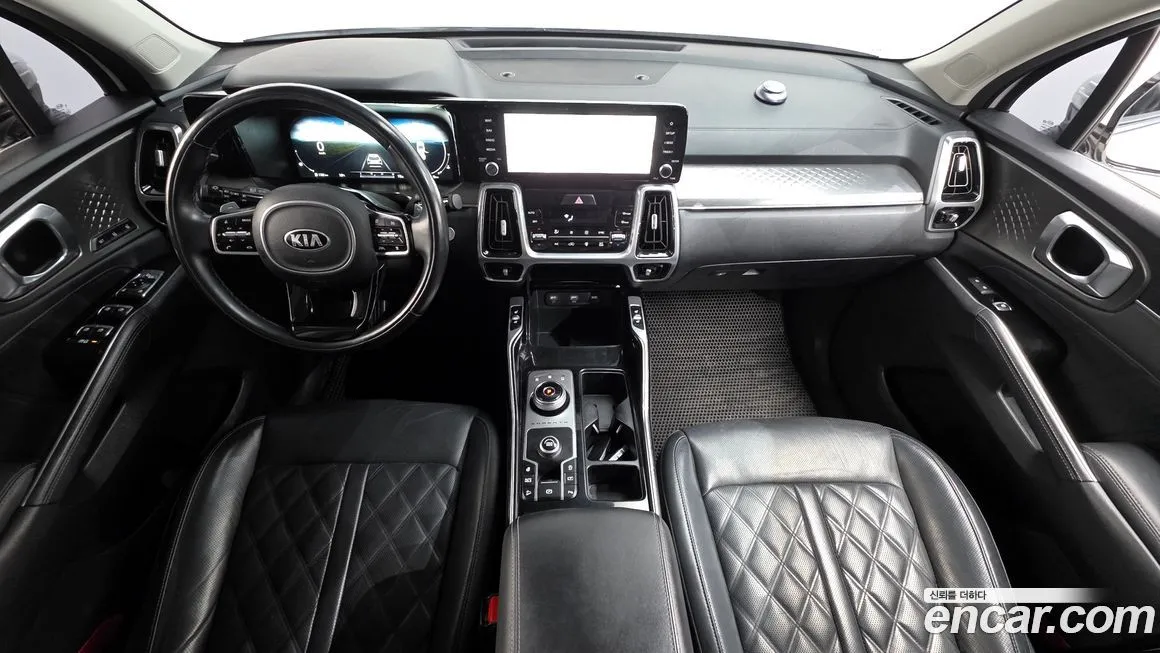 Kia Sorento — фото 6