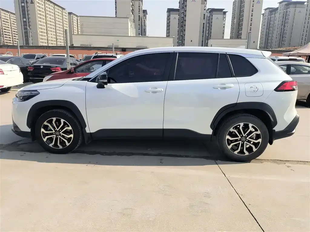 Toyota Frontlander 2024 из CN, фото 5