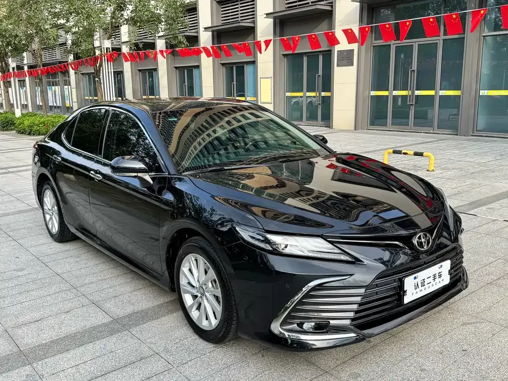 Toyota Camry 2022 из CN, фото 2