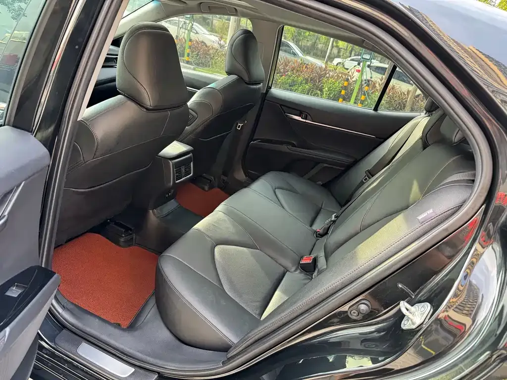 Toyota Camry 2022 из CN, фото 7