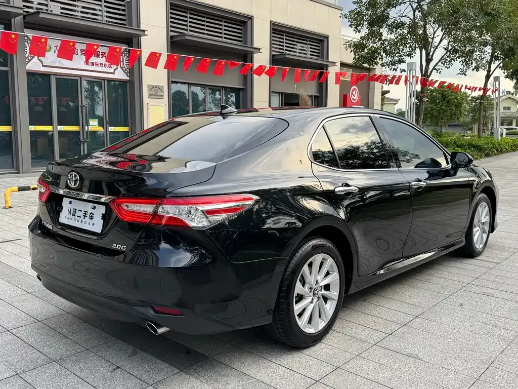 Toyota Camry 2022 из CN, фото 9