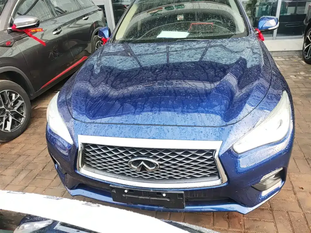 Infiniti Q50L 2021 из CN, фото 3