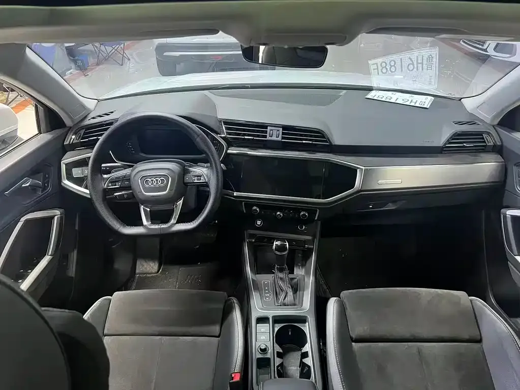Audi Q3 2021 из CN, фото 8