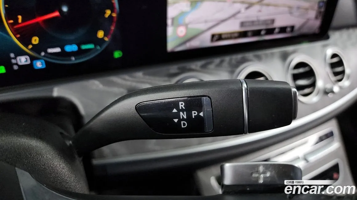 Mercedes-Benz E-Class 2022 из KR, фото 4