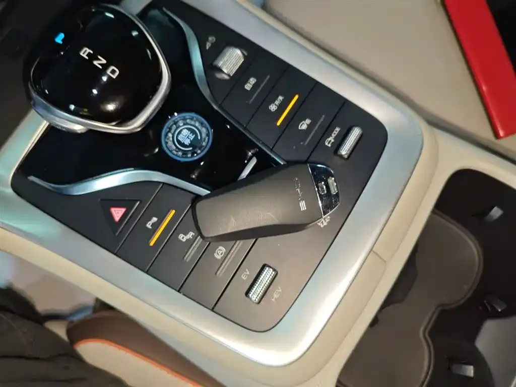 BYD Pro New Energy — фото 9