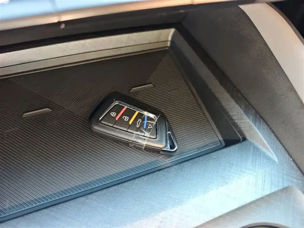 Changan UNI-V 2023 из CN, фото 8