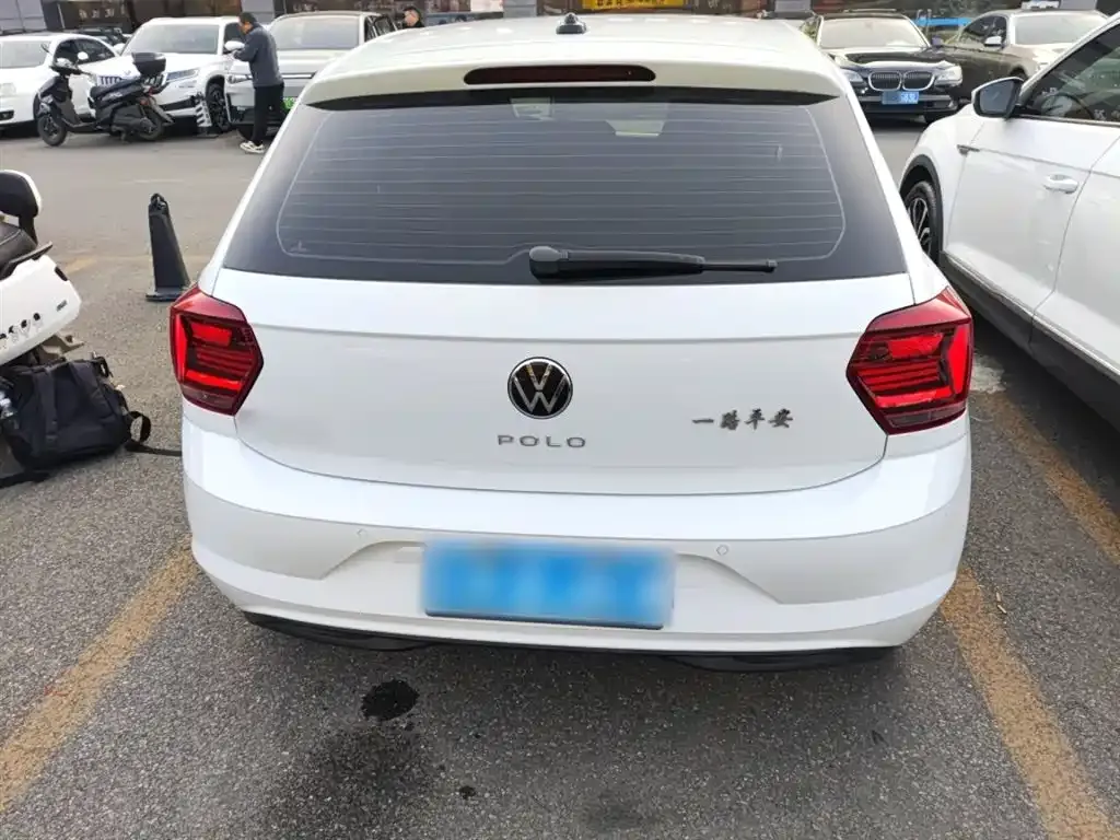 Volkswagen Polo 2024 из CN, фото 2
