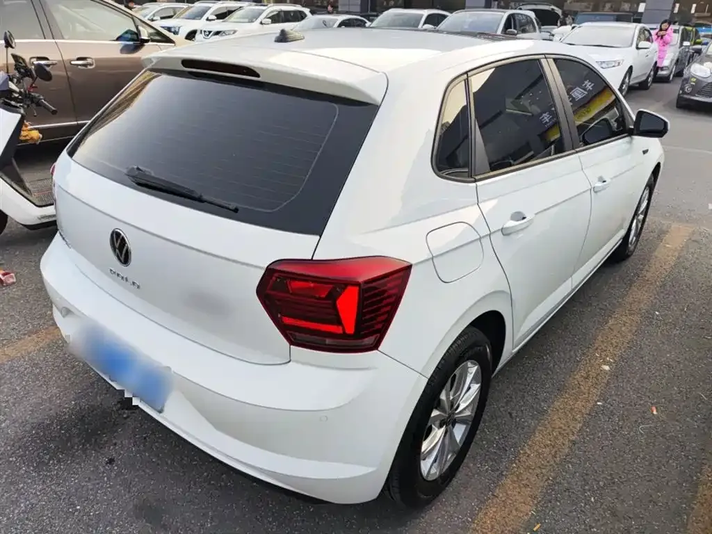 Volkswagen Polo 2024 из CN, фото 4