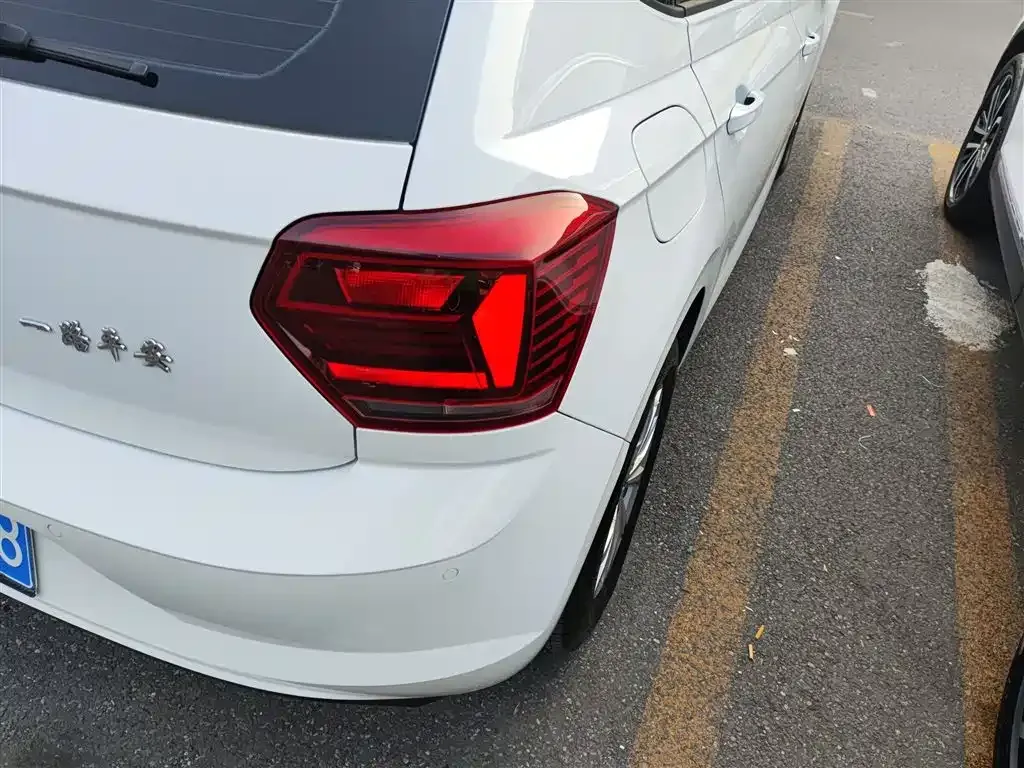 Volkswagen Polo 2024 из CN, фото 8