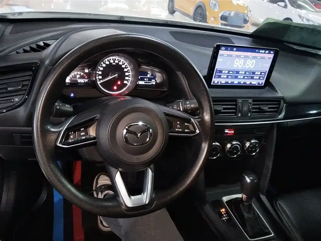 Mazda CX-4 2021 из CN, фото 8