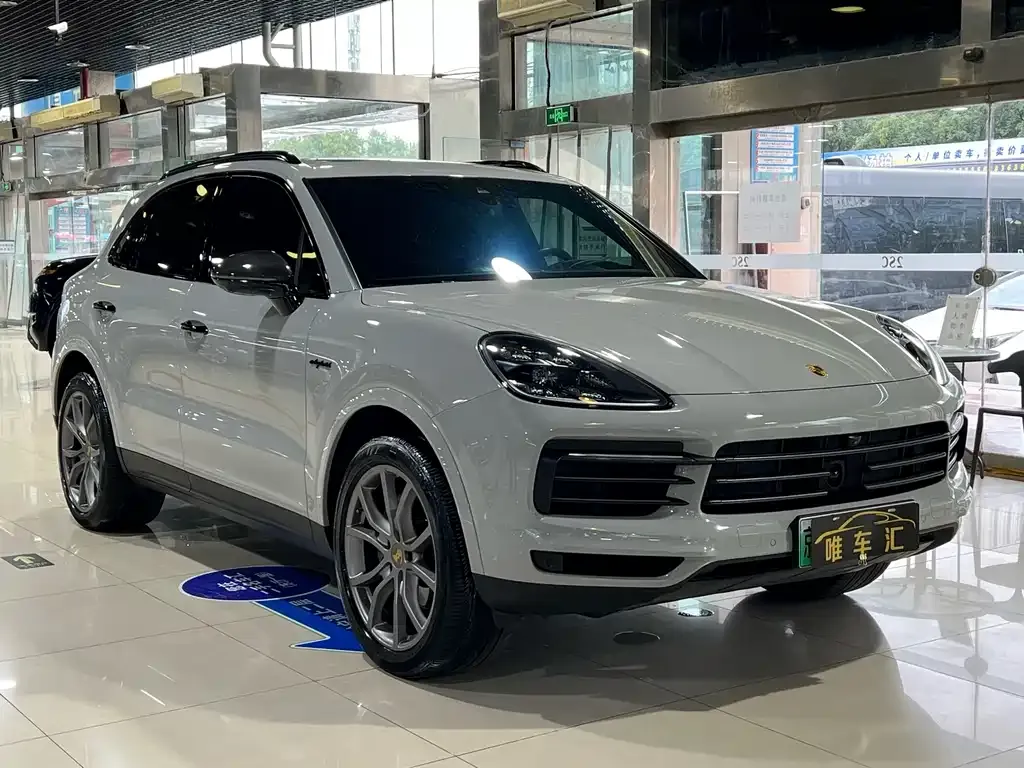 Porsche Cayenne Hybrid — фото 4