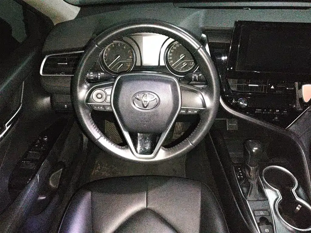 Toyota Camry 2023 из CN, фото 3