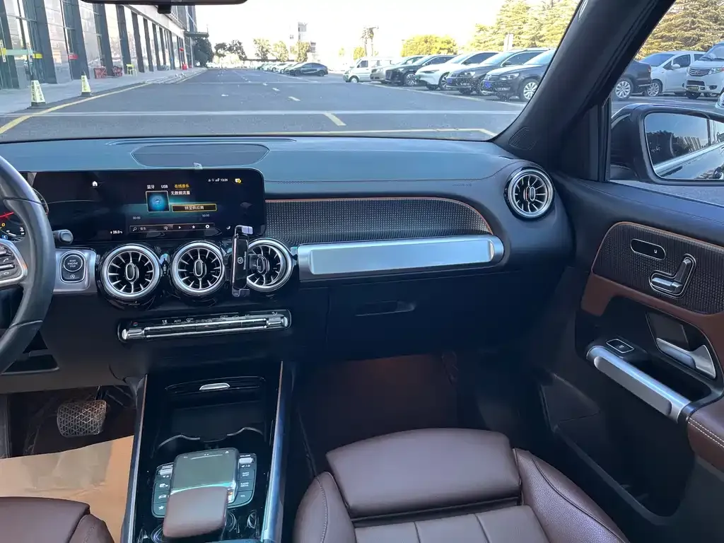 Mercedes-Benz GLB 2023 из CN, фото 9