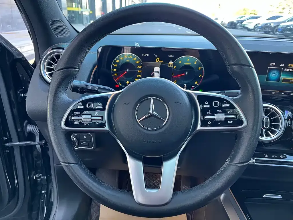 Mercedes-Benz GLB 2023 из CN, фото 6