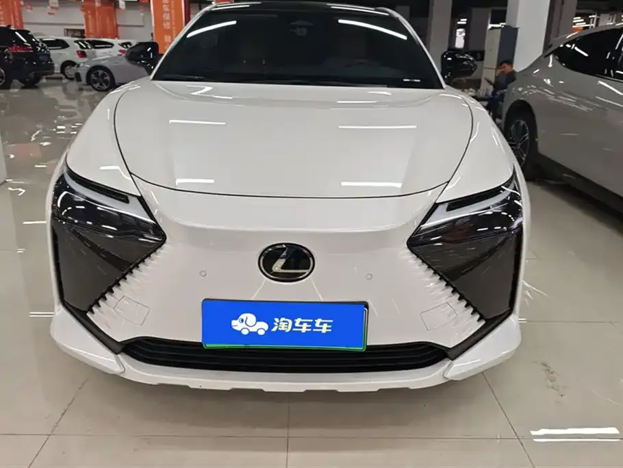 Lexus RZ 2023 из CN, фото 9