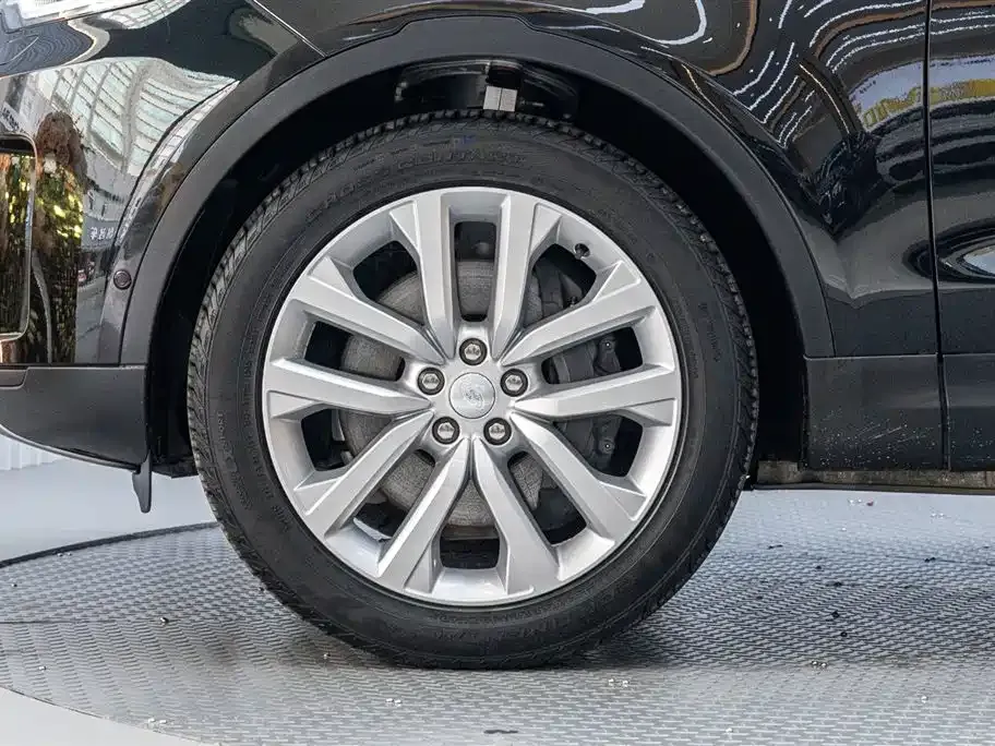 Land Rover Discovery 2024 из CN, фото 8