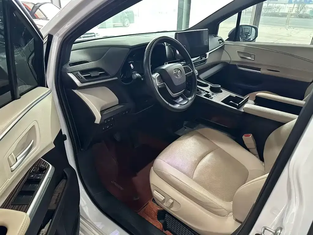 Toyota Sienna 2022 из CN, фото 9