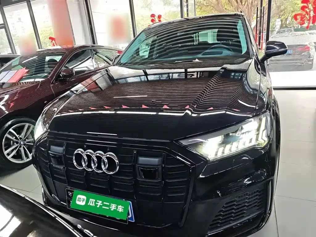 Audi Q7 2021 из CN, фото 3