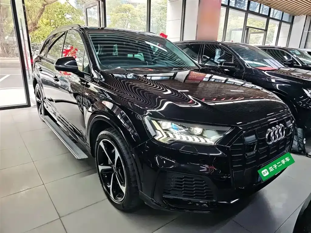 Audi Q7 2021 из CN, фото 8