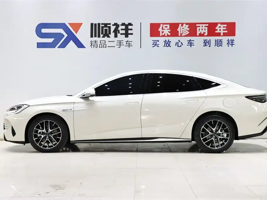 BYD Seal — фото 2