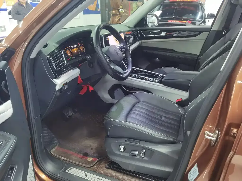 Volkswagen Teramont 2023 из CN, фото 9