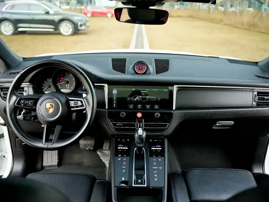 Porsche Macan 2022 из CN, фото 4
