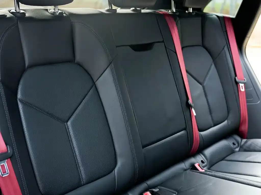 Porsche Macan 2022 из CN, фото 3