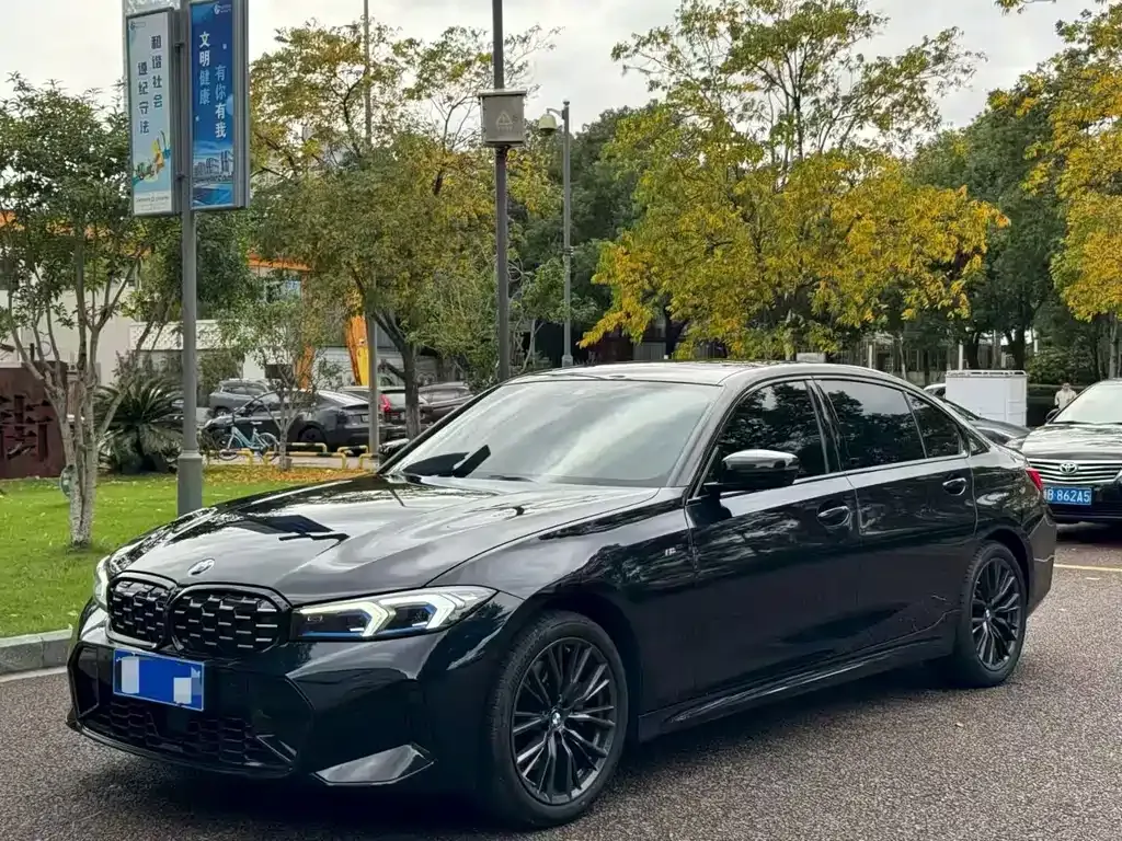 BMW 3 Series — фото 1