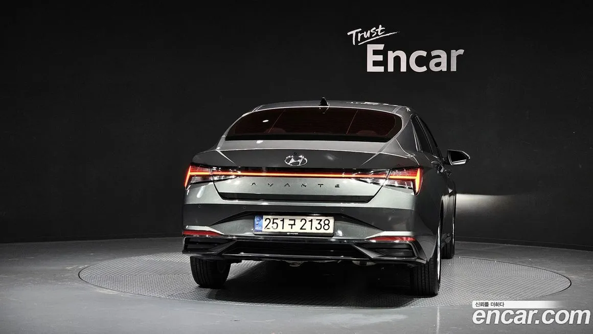 Hyundai AVANTE — фото 2