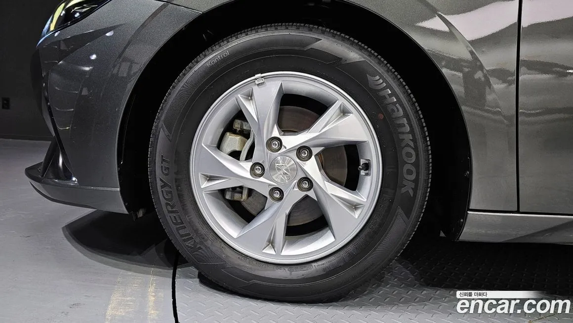 Hyundai AVANTE — фото 9