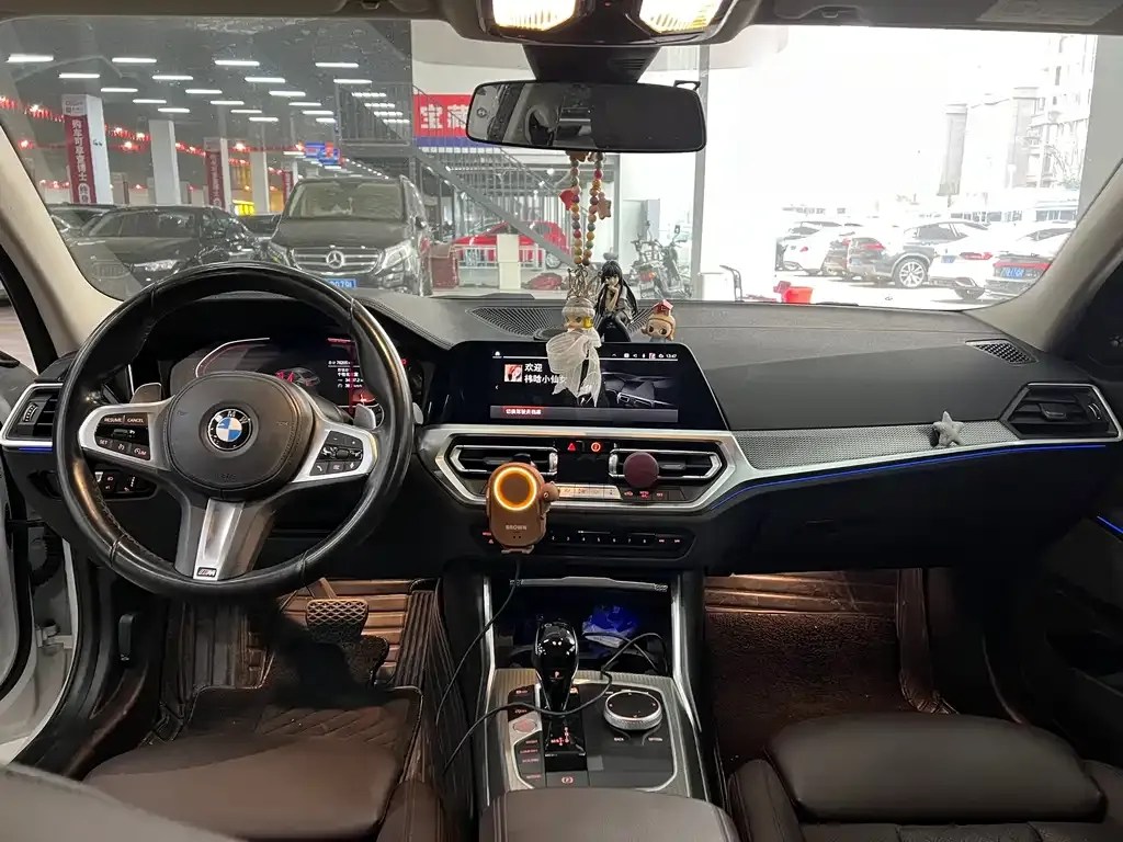 BMW 3 Series 2022 из CN, фото 9