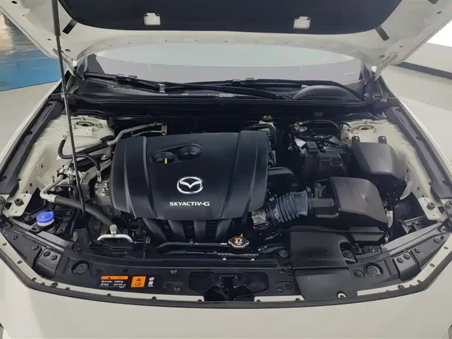 Mazda 3 Axela 2023 из CN, фото 10